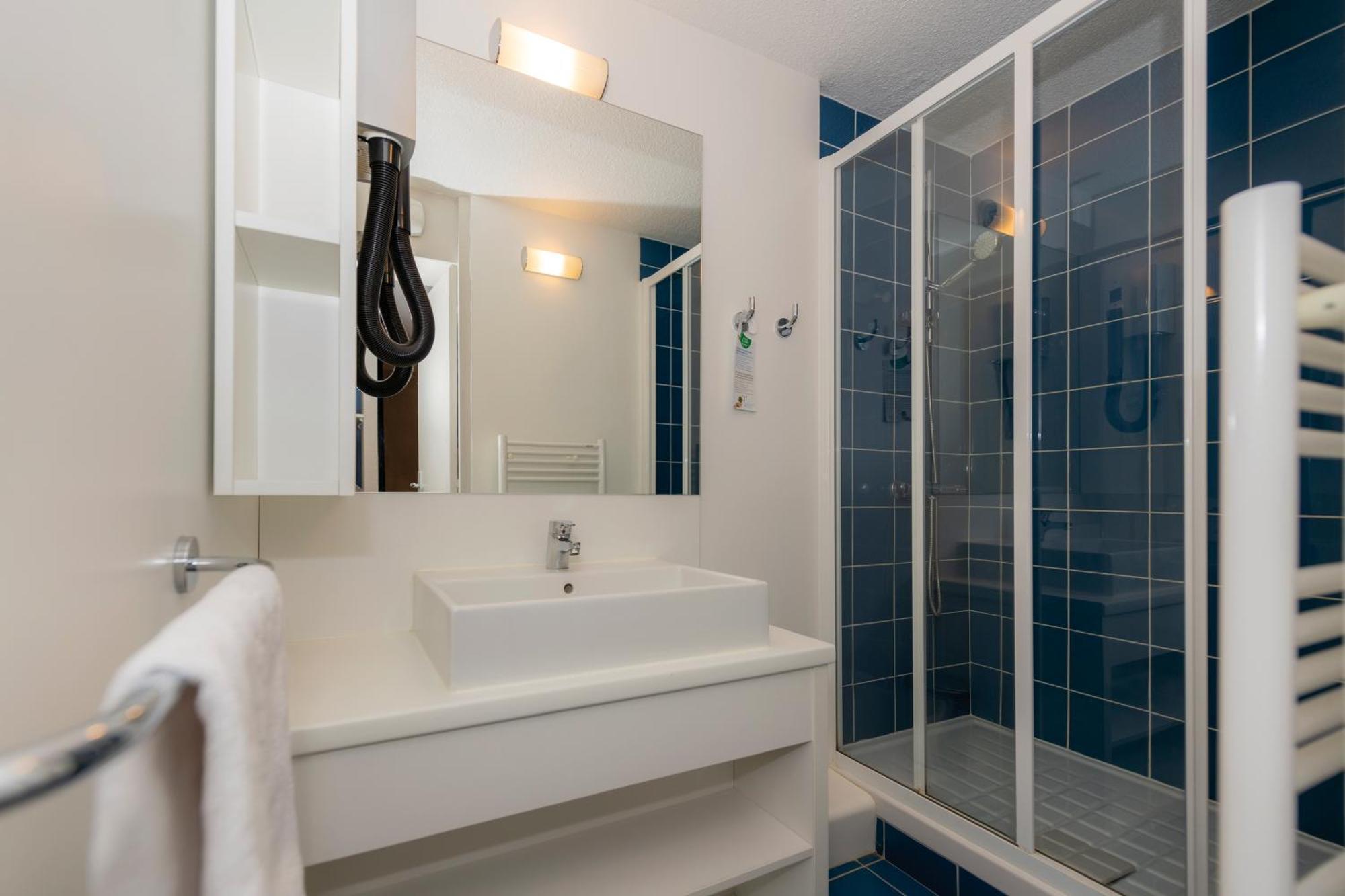 Residence Vacances Bleues Lou Castel Berrias-et-Casteljau Exterior photo