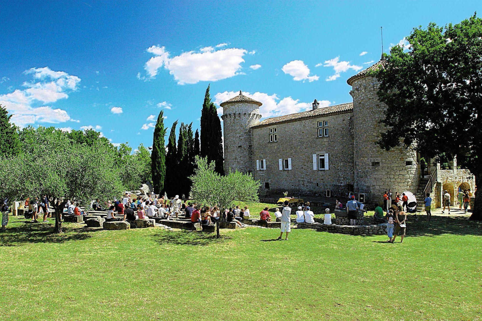Residence Vacances Bleues Lou Castel Berrias-et-Casteljau Exterior photo
